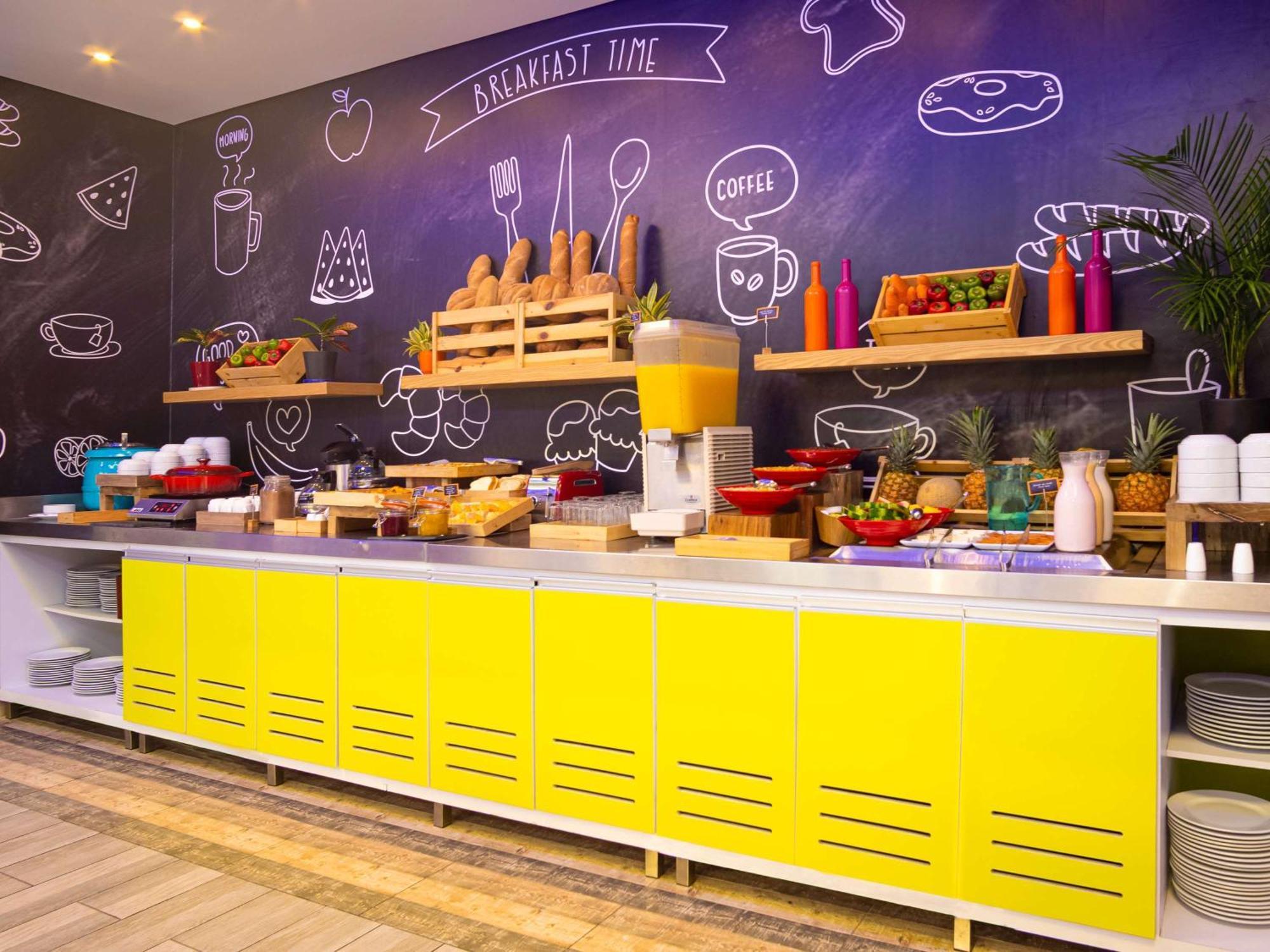 Ibis Budget Barranquilla บาร์รังกีญา ภายนอก รูปภาพ