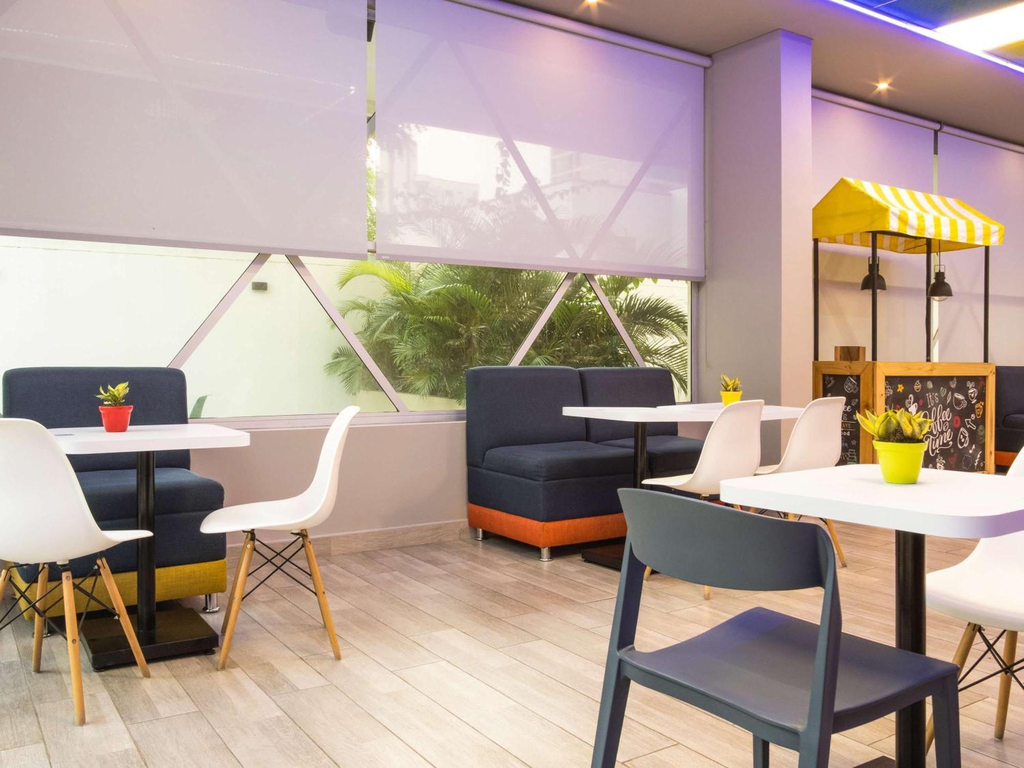 Ibis Budget Barranquilla บาร์รังกีญา ภายนอก รูปภาพ
